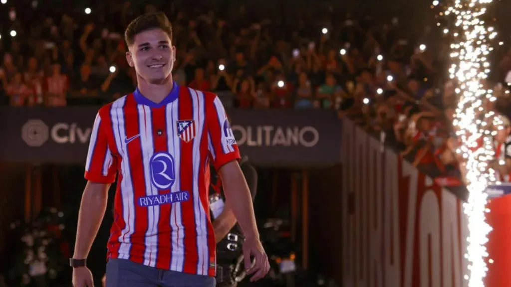Julián Álvarez, protagonista en la fiesta del Atlético de Madrid.