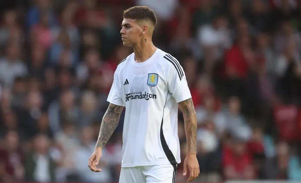 Enzo Barrenechea jugará cedido en Valencia.