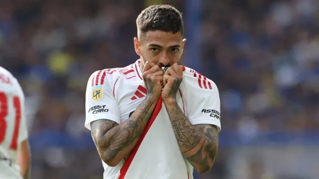 Manuel Lanzini viene de ser el héroe en la Bombonera. (Foto: IMAGO).