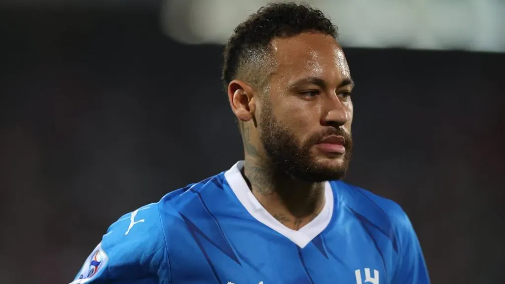 Neymar actualmente tiene contrato con Al Hilal.