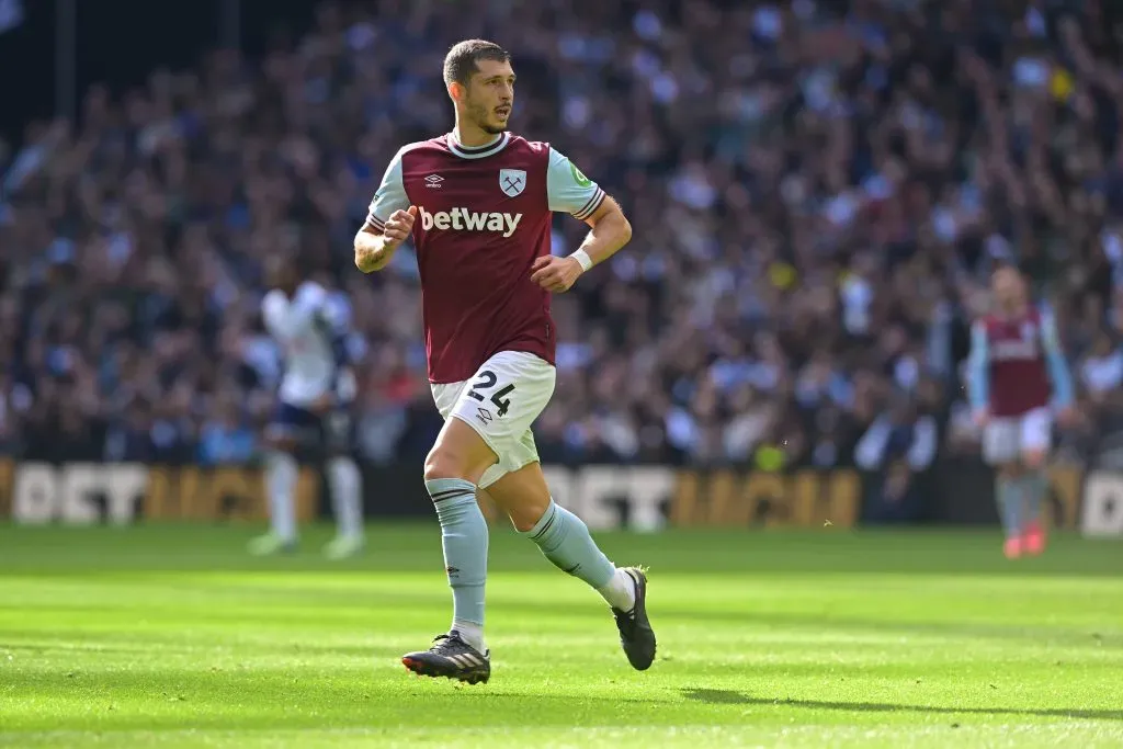 Guido Rodríguez con la camiseta de West Ham. (Foto: Imago)