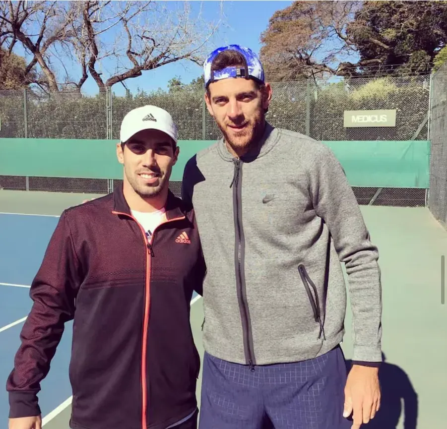 Agustín Torre junto a Juan Martín Del Potro tras un entrenamiento.