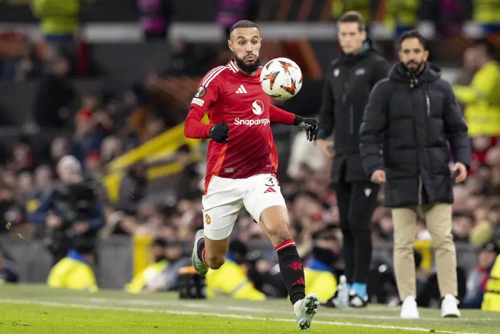 Mazraoui, el futbolista que asombró a Amorim. IMAGO