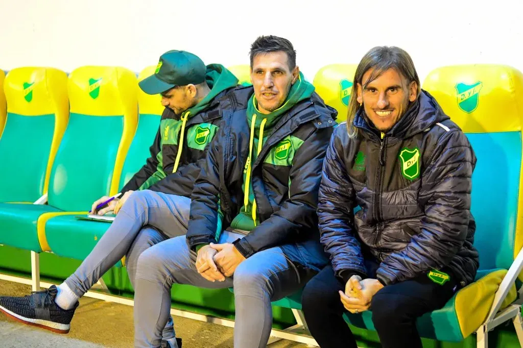 Nicolás Diez junto a Sebastián Beccacece en Defensa y Justicia.