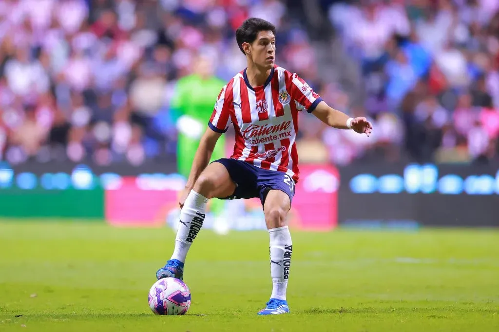 El hombre de las Chivas podría ser titular ante River este martes (Getty).