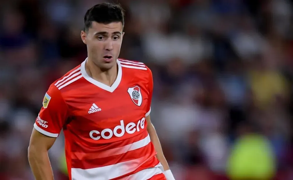 Paradela, uno de los rivales de Messi.