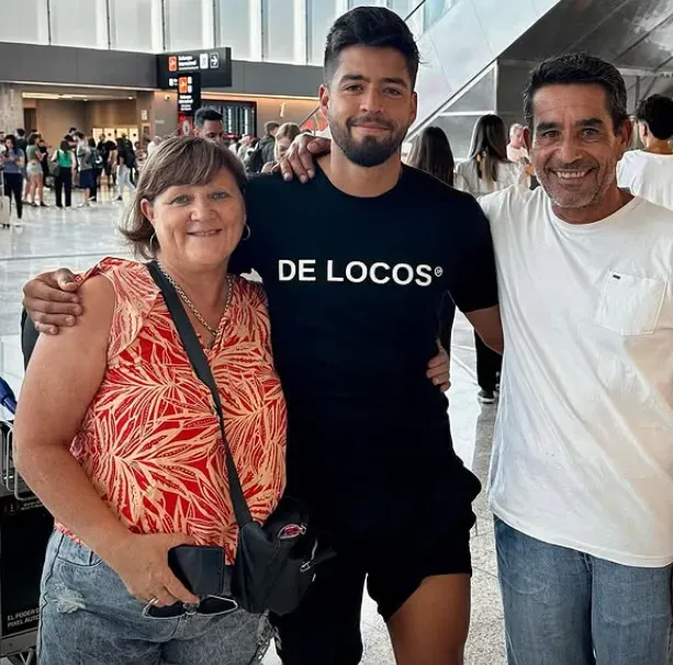 Gladis y Daniel, padres de Juan Pablo y pilares de su carrera deporta mediante un gran apoyo. (Foto: @juanp_paz).