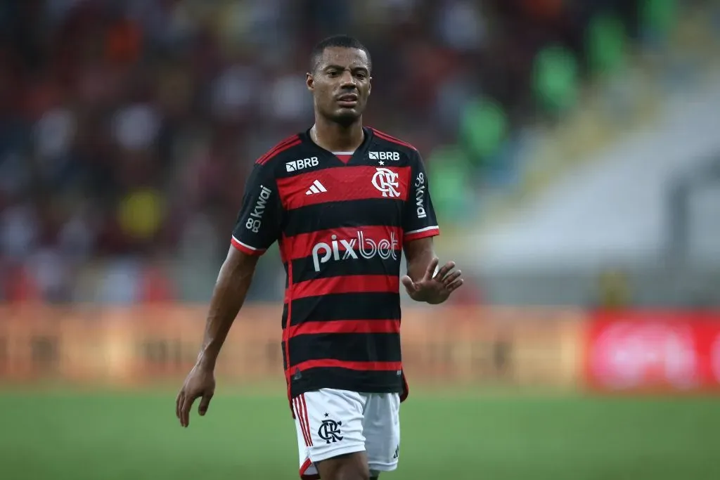 De La Cruz, volante de Flamengo.