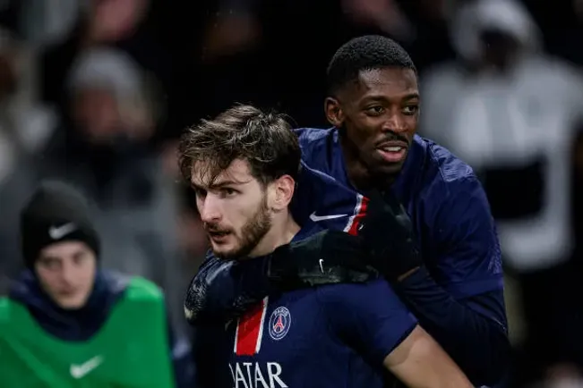 Khvicha Kvaratskhelia y Ousmane Dembélé están armando una gran sociedad en París.