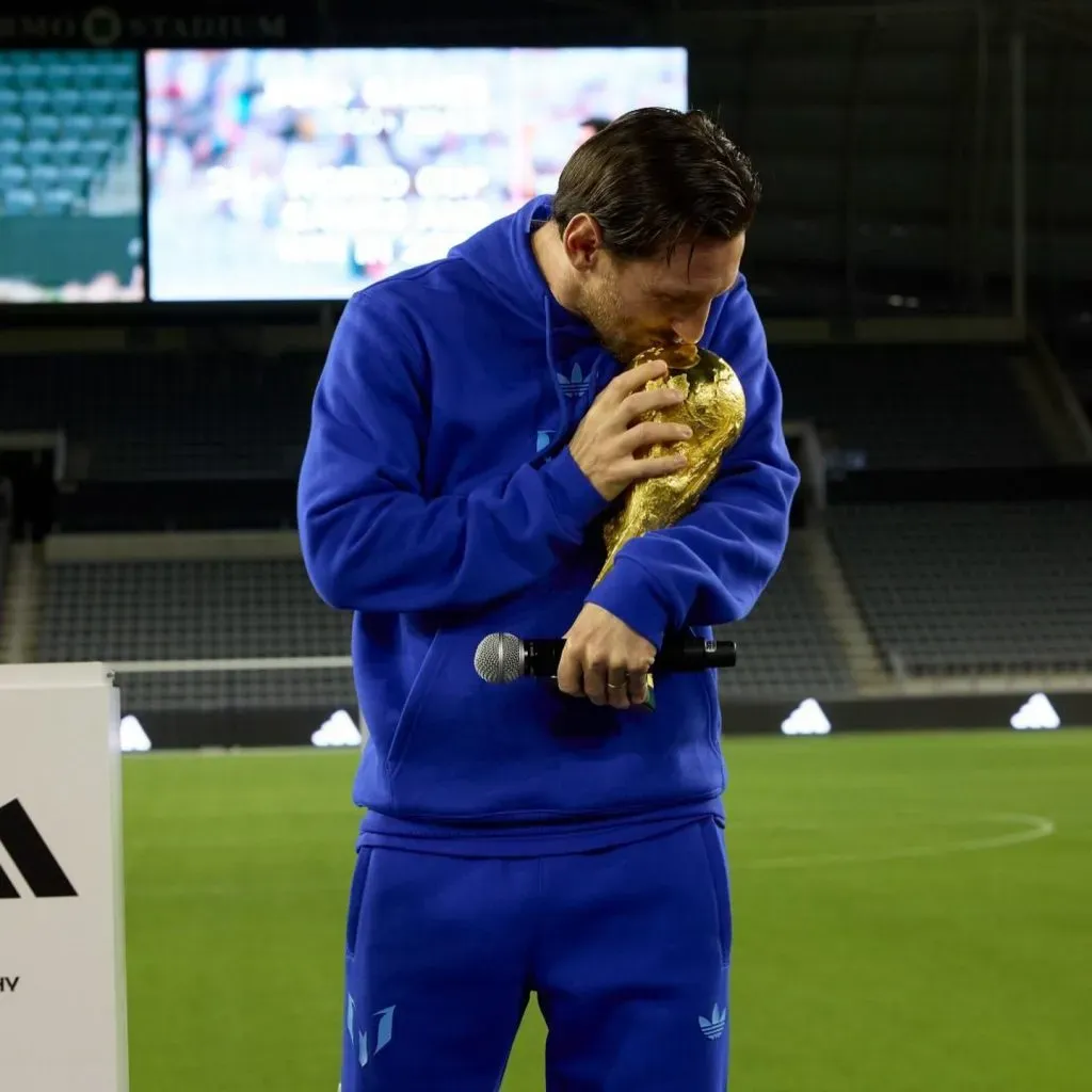 Messi con la copa del mundo. Foto IG Messi.