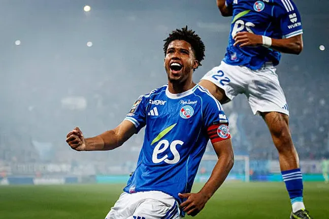 Santos será uno de los refuerzos del Chelsea para el Mundial de Clubes.