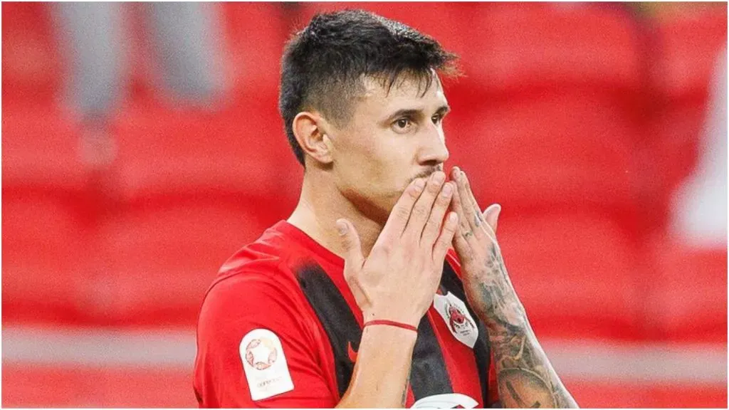 Adam Bareiro en Qatar.