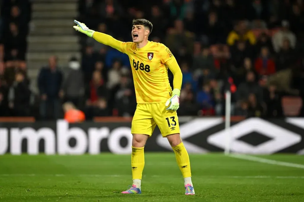 Kepa Arrizabalaga, en representación de Bournemouth durante la temporada 2024/25 de la Premier League. (Getty Images)
