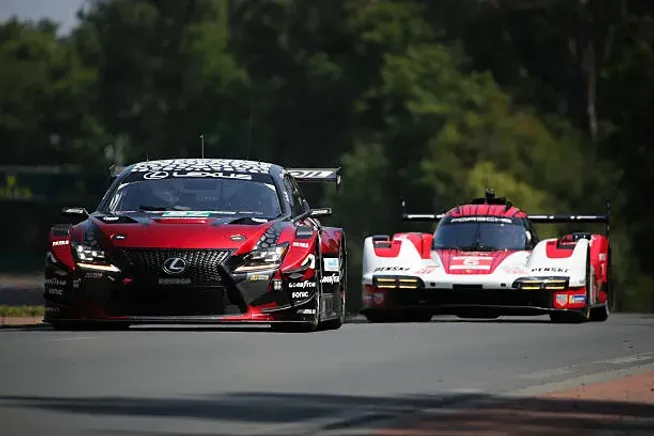 Umbrarescu pilotó el auto de Pechito López en la clasificación y no entraron en Hyperpole.