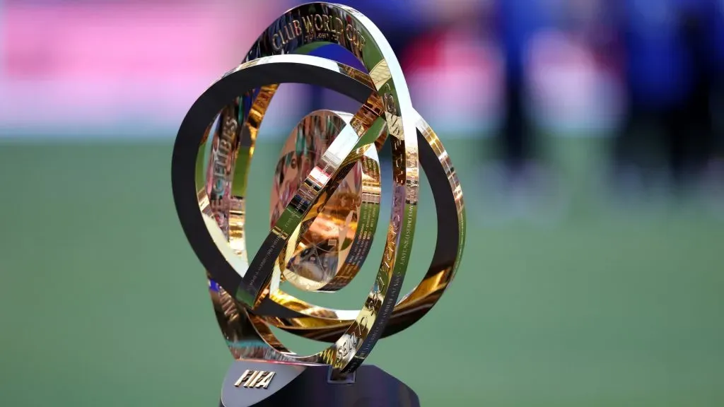 El trofeo del Mundial de Clubes.