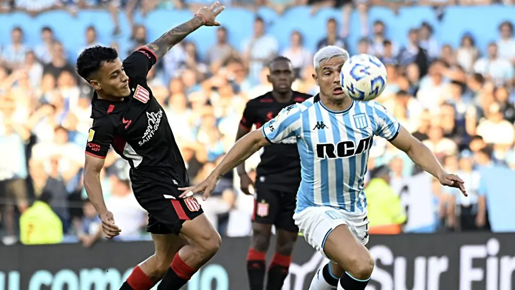 Maxi Salas renueva su contrato con Racing.