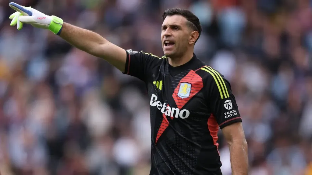 Dibu Martínez, arquero del Aston Villa. (Getty Images)