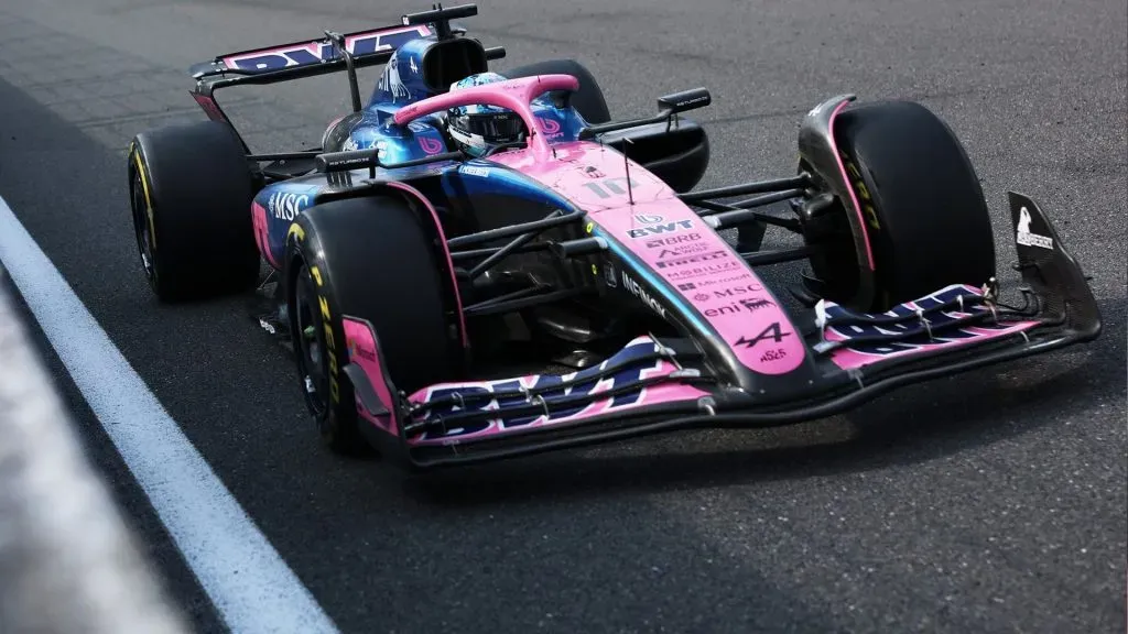 Colapinto terminó las pruebas de Pirelli con el A523