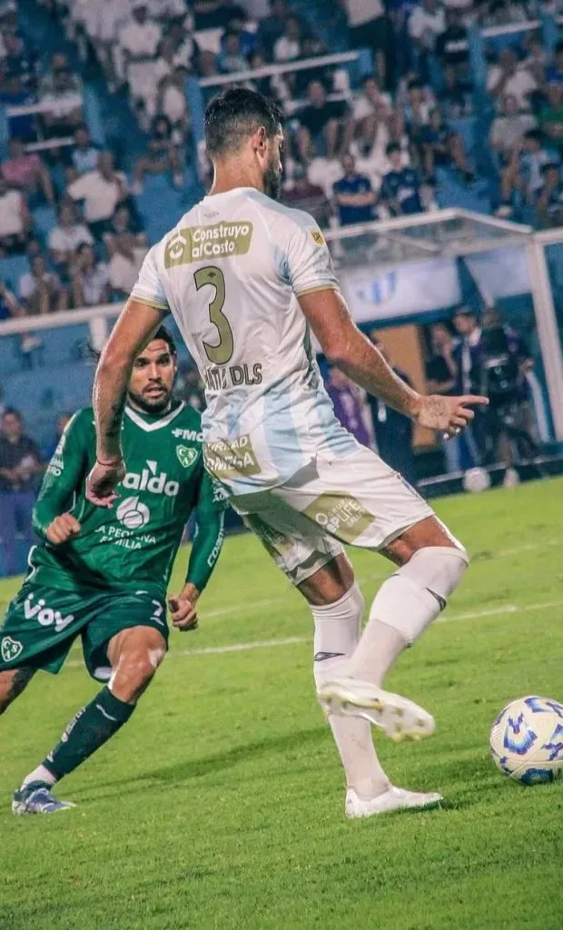 Matías De los Santos, ex jugador de Atlético Tucumán. (Foto: Twitter Ariel Schvartzbard)