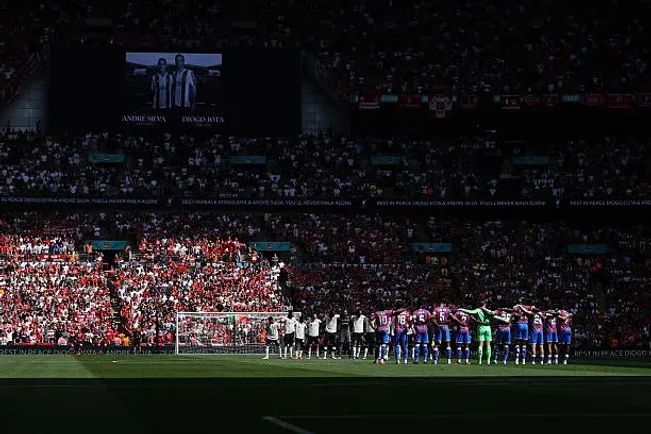 En la Community Shield se hizo un homenaje similar al que se verá este fin de semana en todos los estadios.