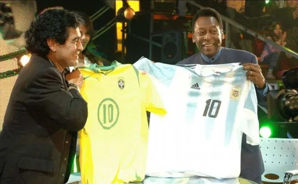 Diego Maradona y Pelé compartieron el programa televisivo La Noche del 10. (Foto: Canal 13)