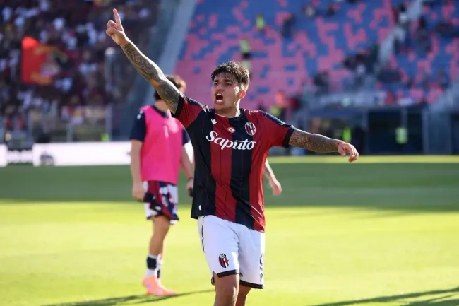 Santi Castro dejó de lado el dinero de Arabia y se quedó en Bologna para recibir el llamado de Scaloni (Getty Images).