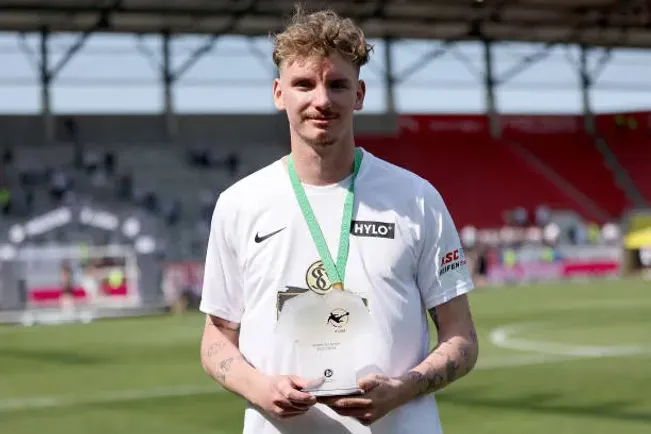 Woltemade, en su primera temporada, fue MVP en el ascenso alemán. (Getty)