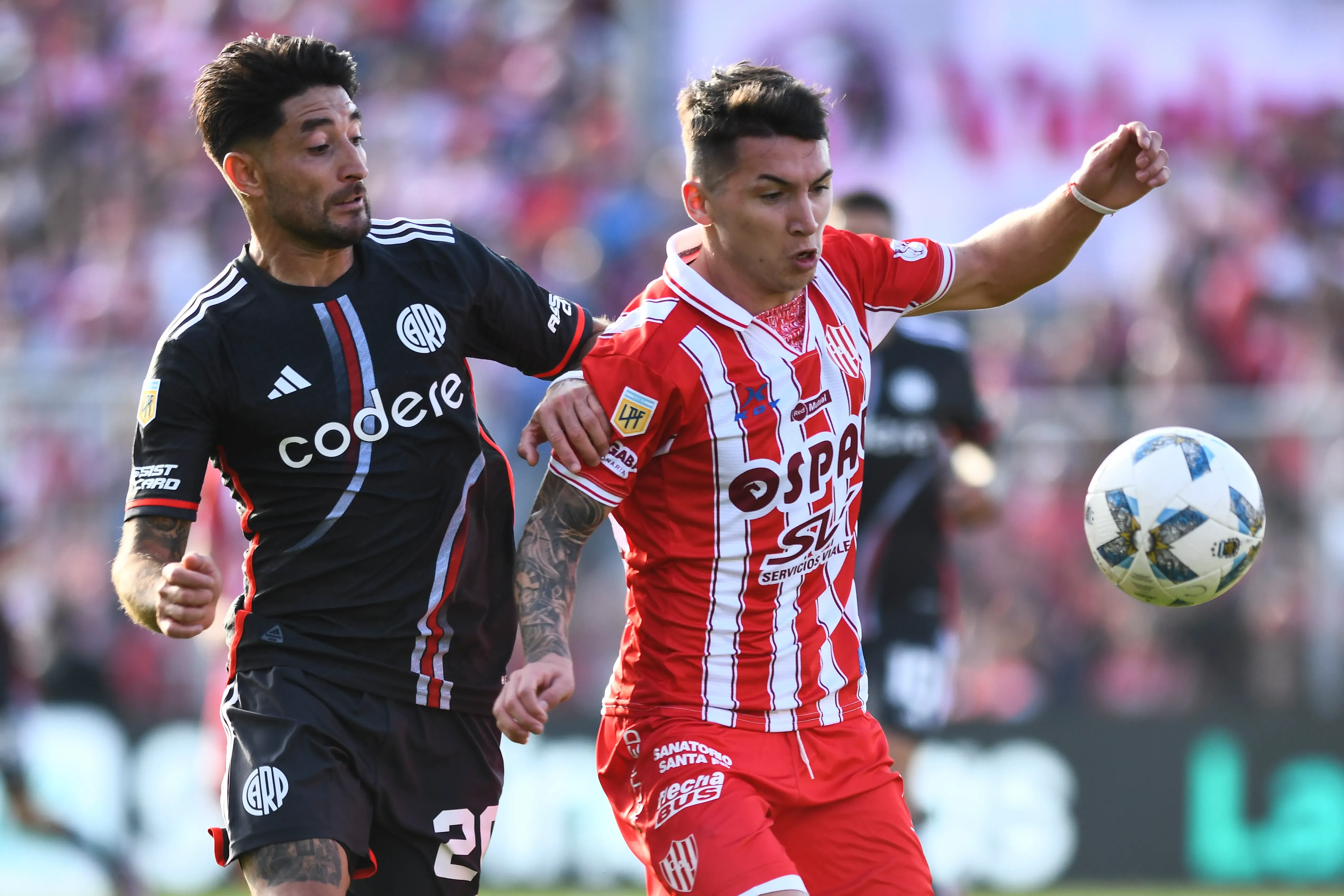 Milton Casco y Mateo Del Blanco. (Foto: Getty).