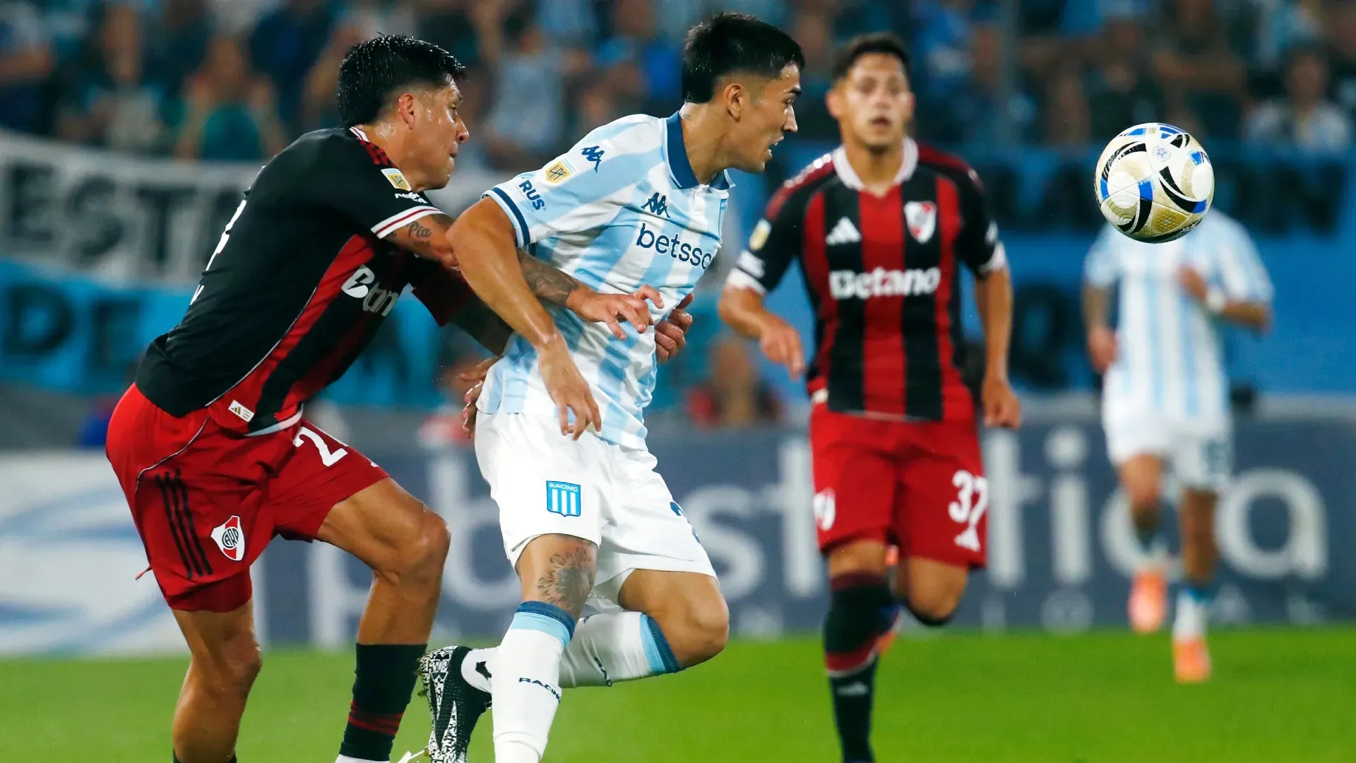 Racing y River se enfrentaron en Avellaneda. (Foto: Getty)