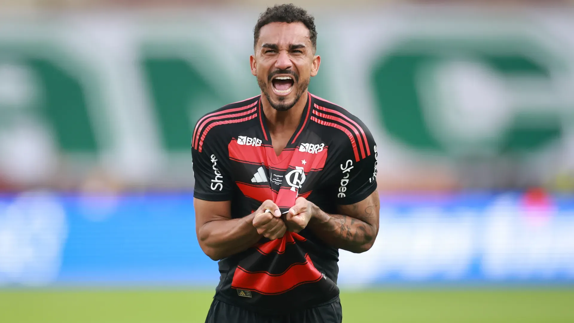 Danilo, defensor brasileño de Flamengo que convirtió el gol en la final de la Copa Libertadores 2025. (Getty Images)