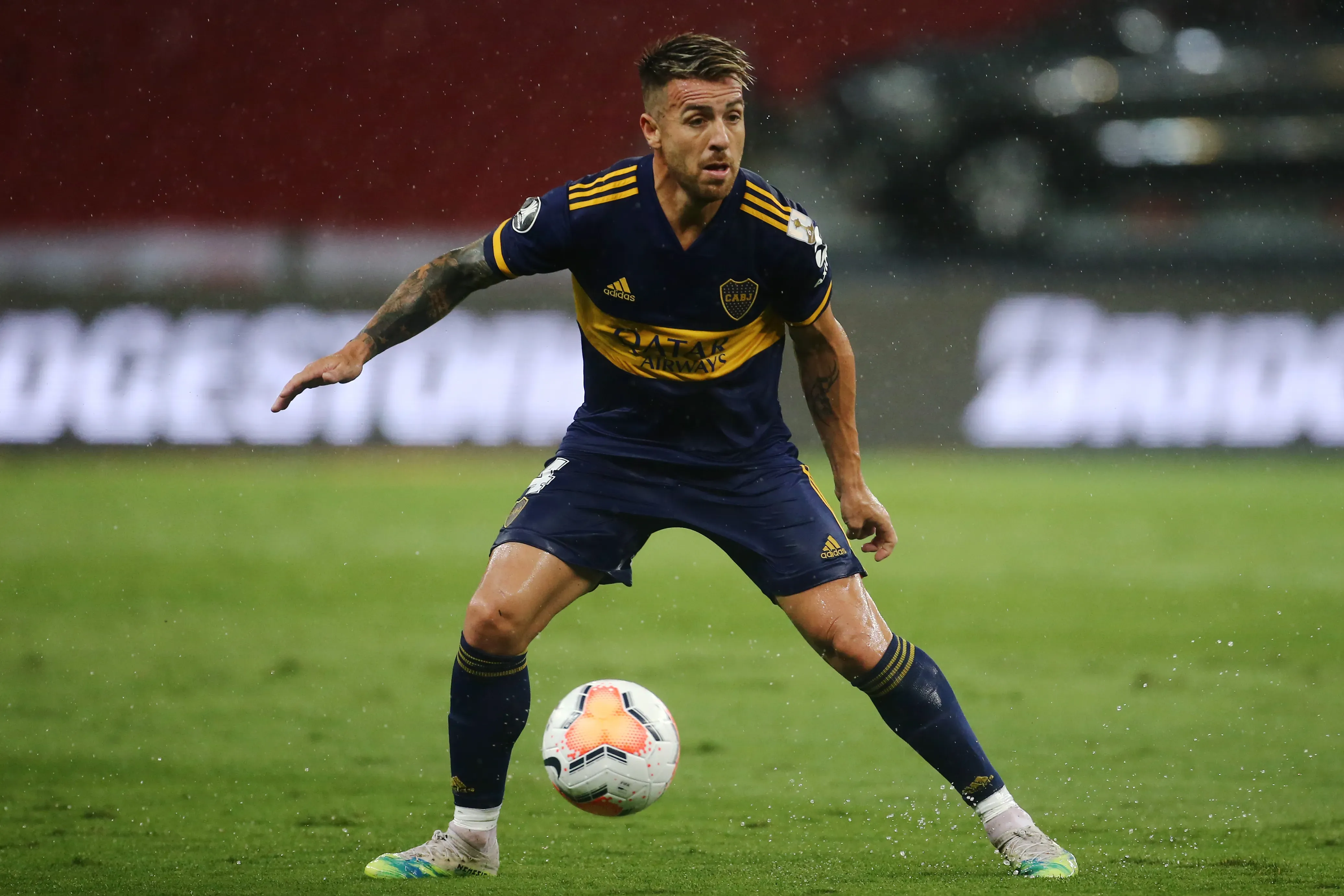 Julio Buffarini, futbolista argentino, durante su etapa en Boca. (Getty Images)