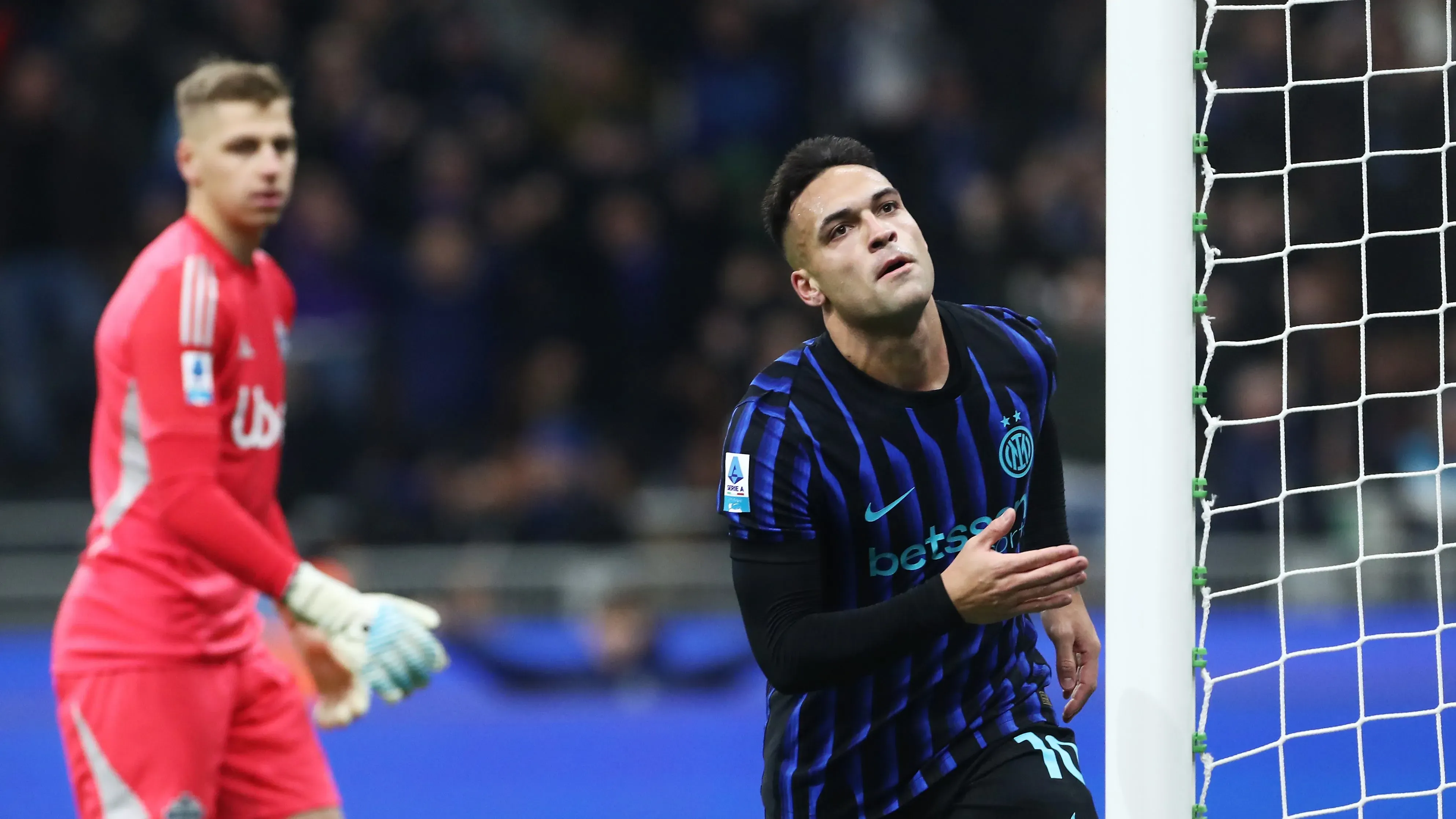 Lautaro Martínez celebra su gol ante Como.
