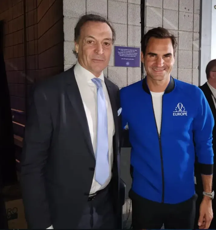 José Luis Clerc y Federer. (Foto: @jose_luis_clerc).
