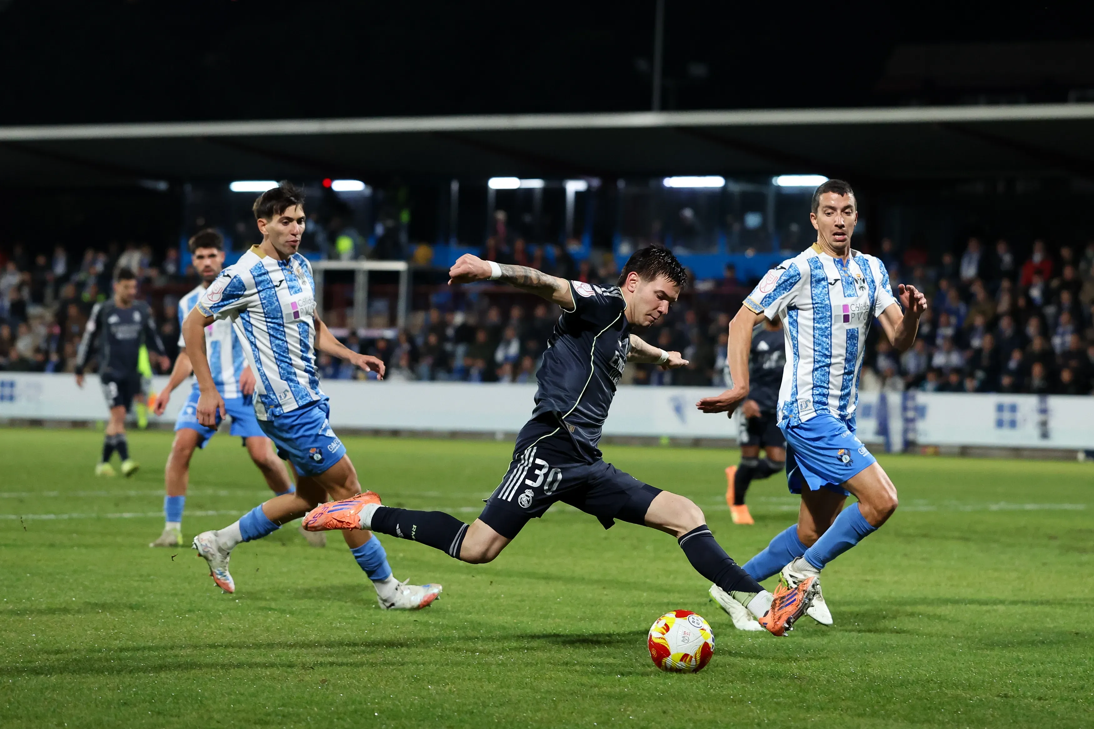Franco Mastantuono ante Talavera. (Foto: Getty)