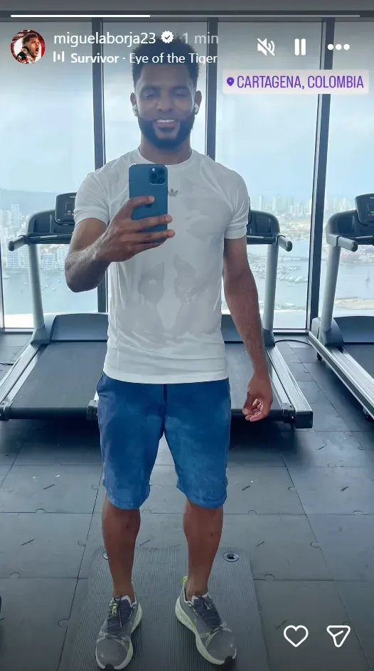 Miguel Borja se entrena en Colombia.