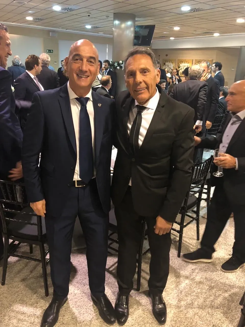 Marcelo London junto a Miguel Ángel Russo. (Foto: @London_marcelo).