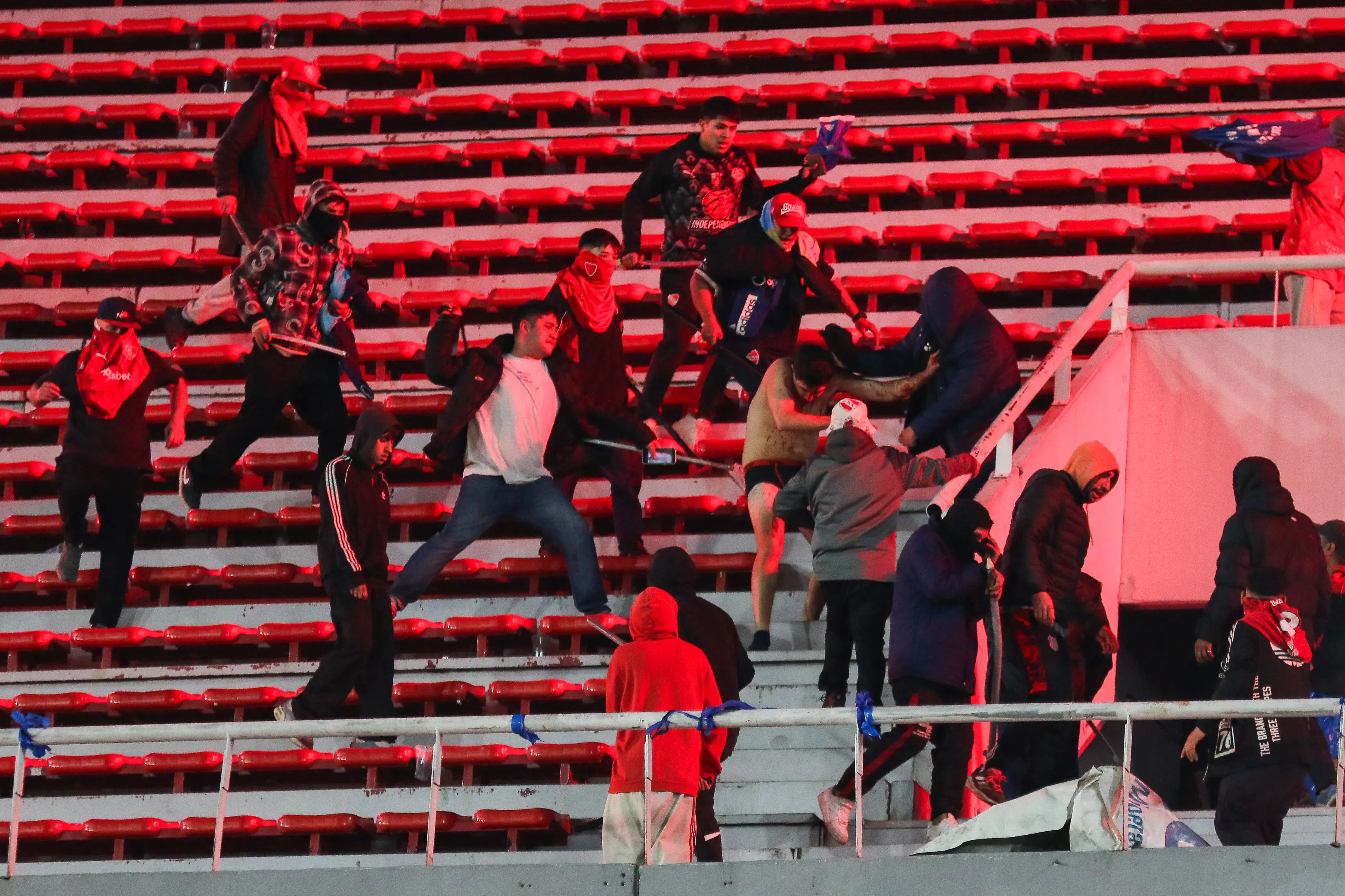 Disturbios en Independiente vs. U. de Chile. (Foto: Getty)