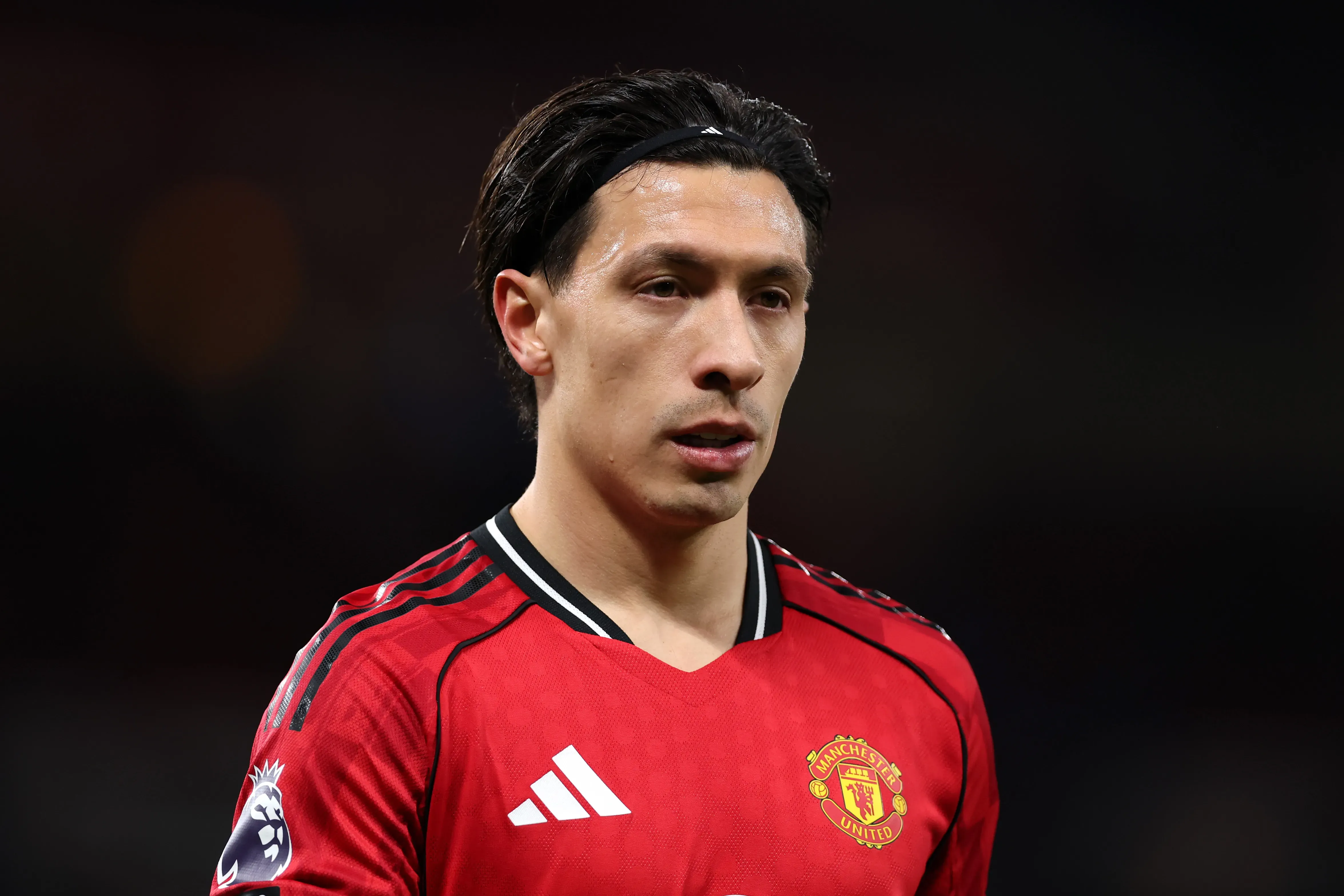 Lisandro Martínez estará presente en Manchester United vs Newcastle (Getty)