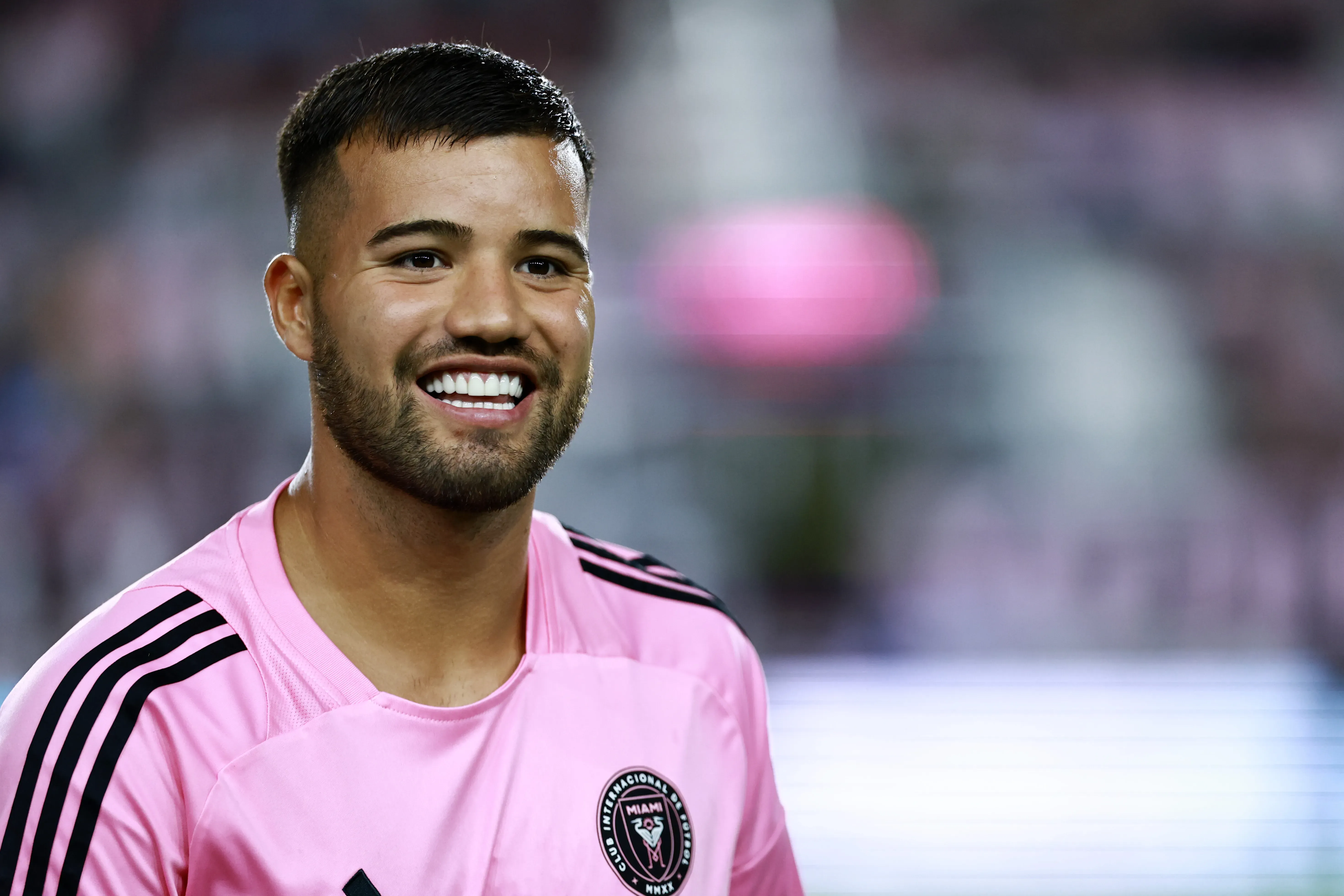 El Chelo Weigandt volvió a Boca desde Inter Miami y podría entrar en consideración