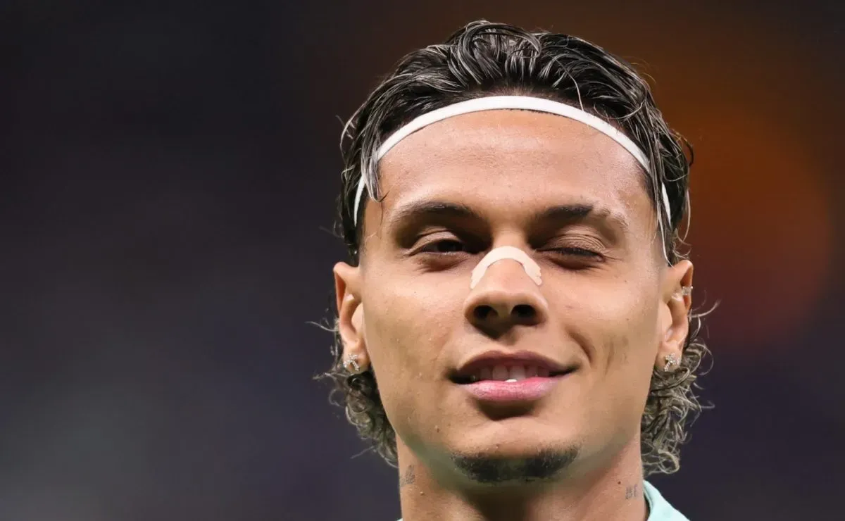 R$ 320 milhões: Clube do Mundial decide tirar Richard Ríos do Palmeiras