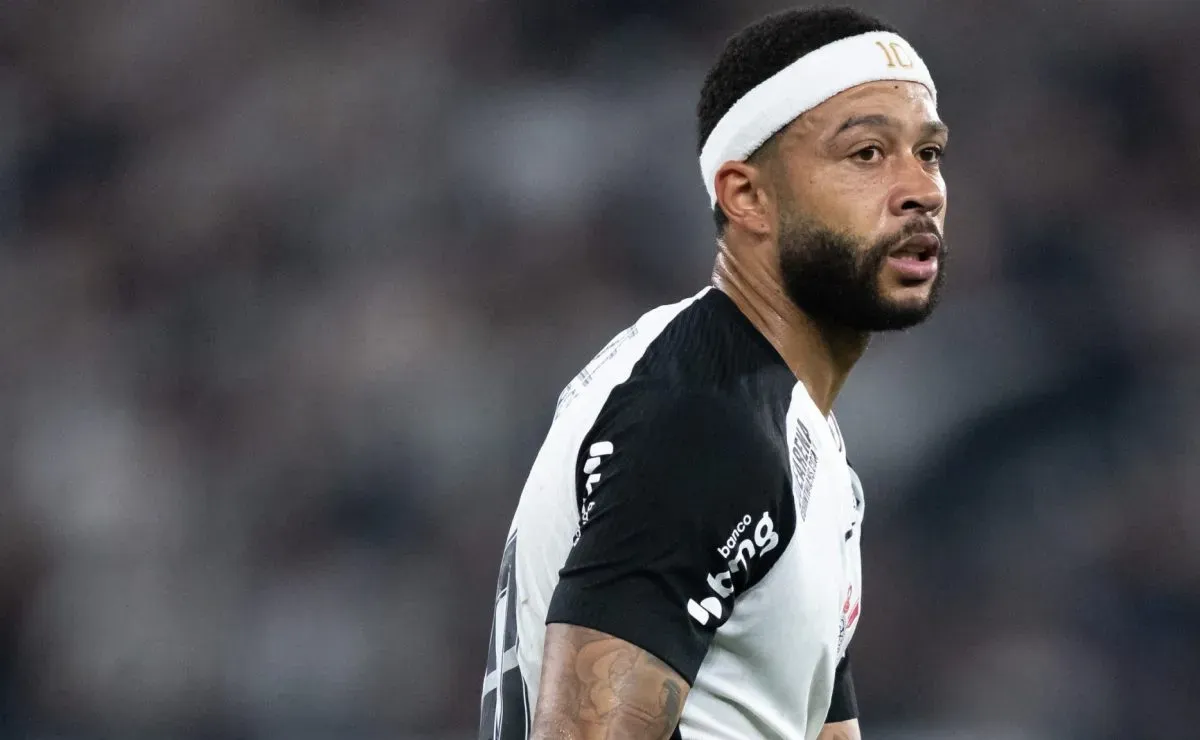 Memphis Depay sai do Corinthians? Veja o que Stabile disse