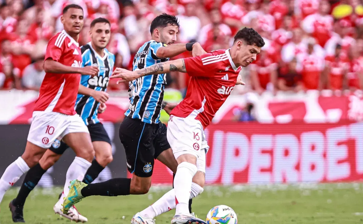 Internacional x Grêmio é transmitido pela Globo, Premiere e Bolavip Brasil