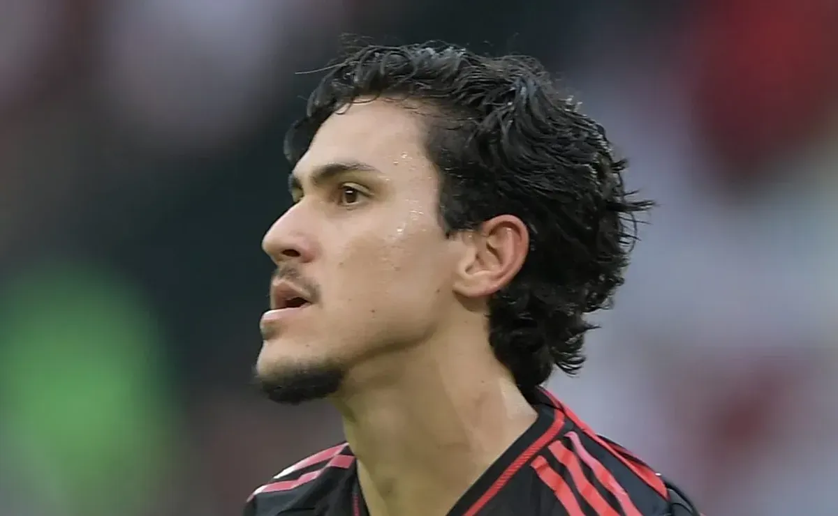 Filipe Luís barra Pedro de novo: o centroavante perde espaço no Flamengo?
