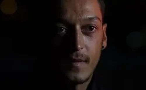 Özil esteve no elenco da Alemanha que fez história na Copa do Mundo realizada no Brasil, em 2014