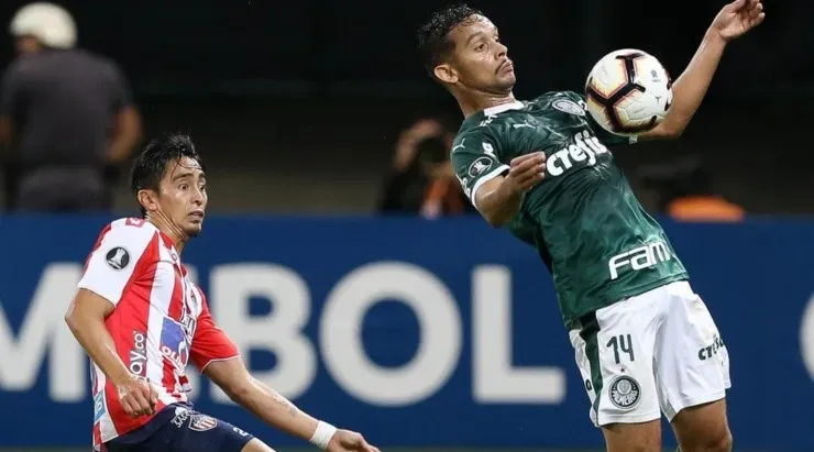 Scarpa: pode deixar o Verdão (Foto: Divulgação/Palmeiras)