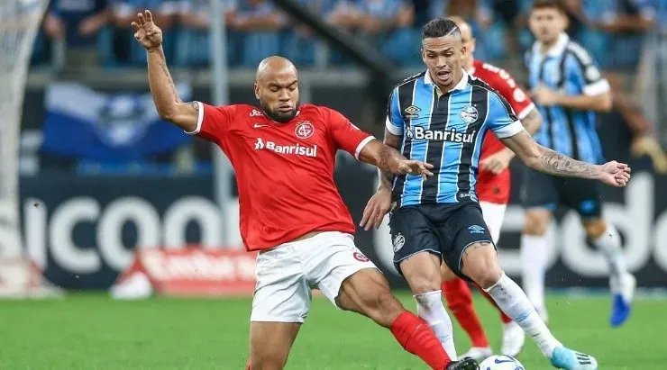 Luciano admitiu surpresa com tantas demissões no Grêmio nesta quarta-feira