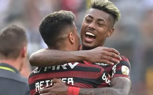 Bruno Henrique renovou com o Flamengo por mais três temporadas.