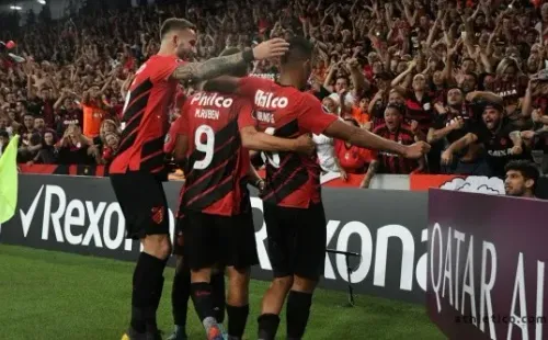 No Furacão, Léo Pereira foi campeão da Copa Sul-Americana (2018) e da Copa do Brasil (2019) | Foto: Marcos Lucatelli / CAP
