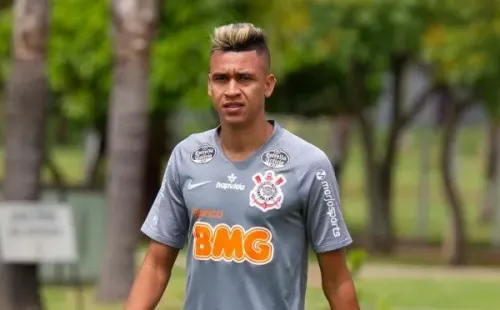Cantillo é a esperança do Timão para o clássico contra o Santos Foto: Daniel Augusto