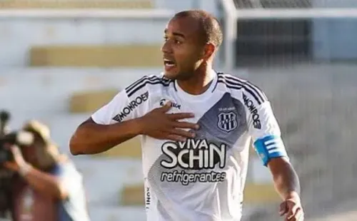 Ao todo o atacante já marcou 33 vexes no Paulistão